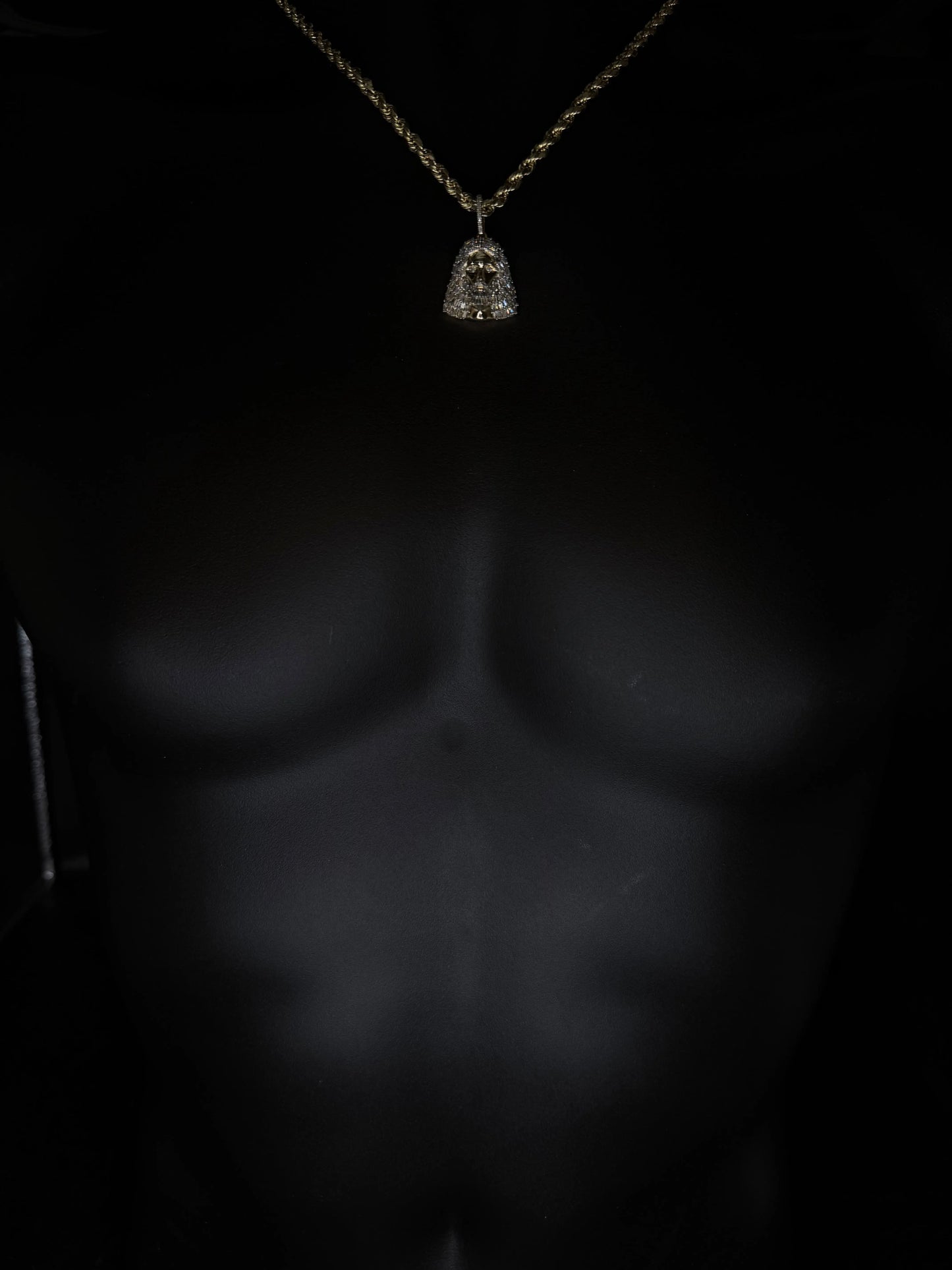 10K YELLOW GOLD DIAMOND JESUS PENDANT Angelica Jewellers