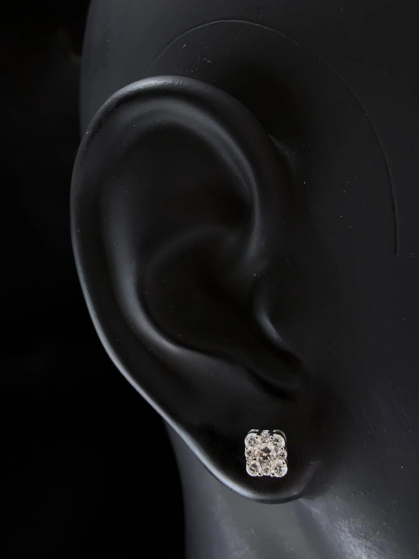 14K WHITE GOLD DIAMOND EARRINGS Angelica Jewellers