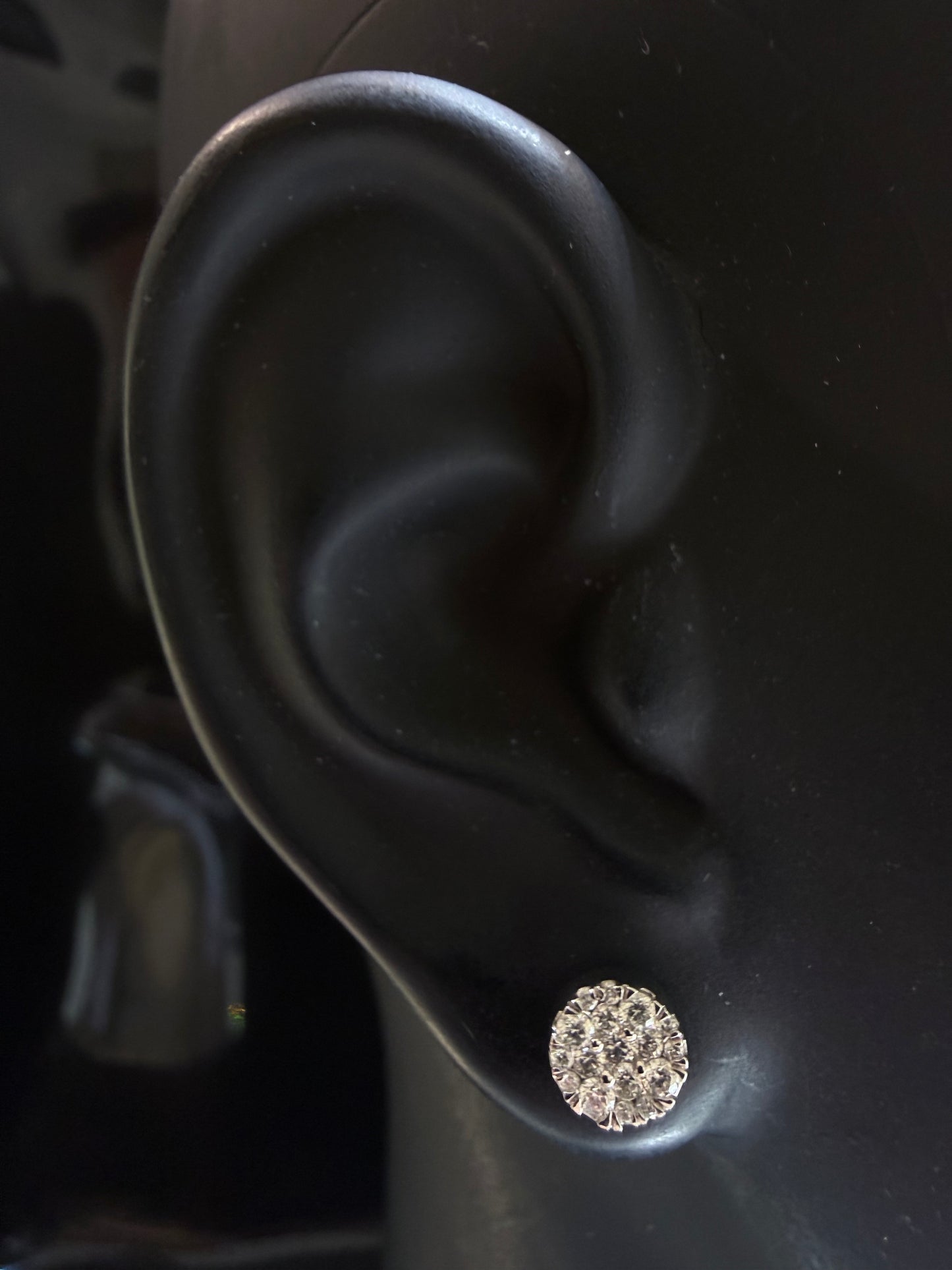 14K WHITE GOLD DIAMOND EARRINGS 7MM