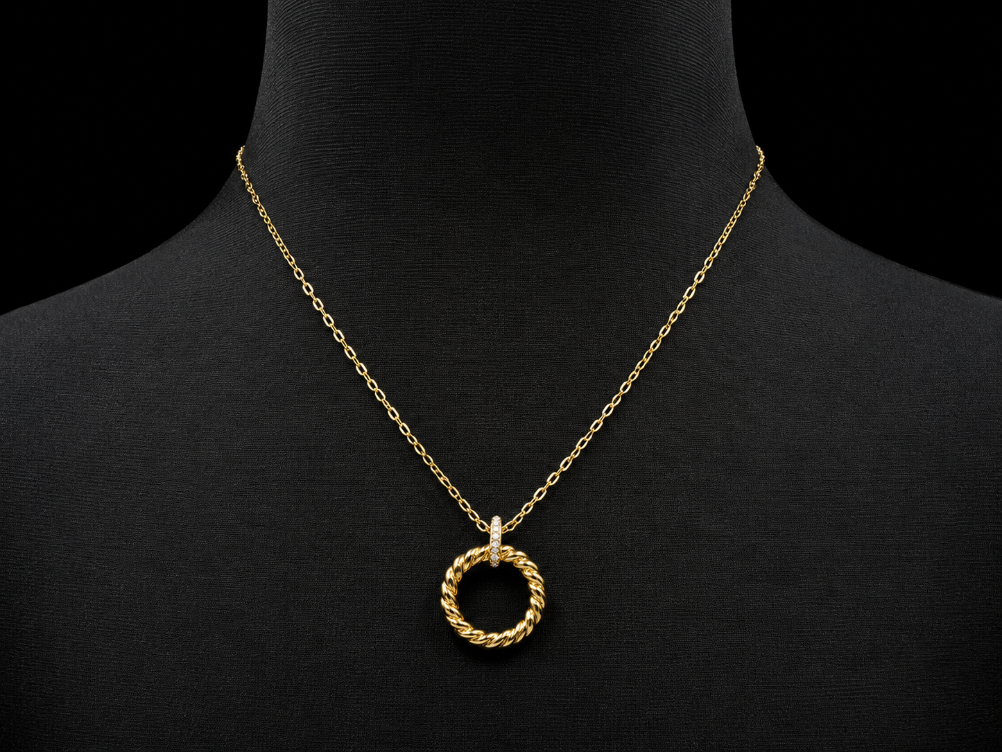 14K Yellow Gold Diamond Rope Circle Necklace – 0.08 CTW Natural Diamonds | SI Clarity, G-H Color Angelica Jewellers