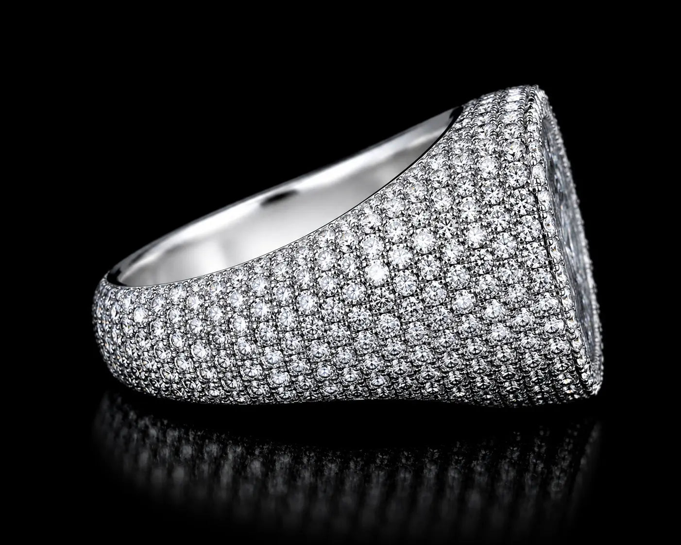 10K White Gold Heart Ring – 6.40 CTW VVS F+ Diamond Ring Angelica Jewellers