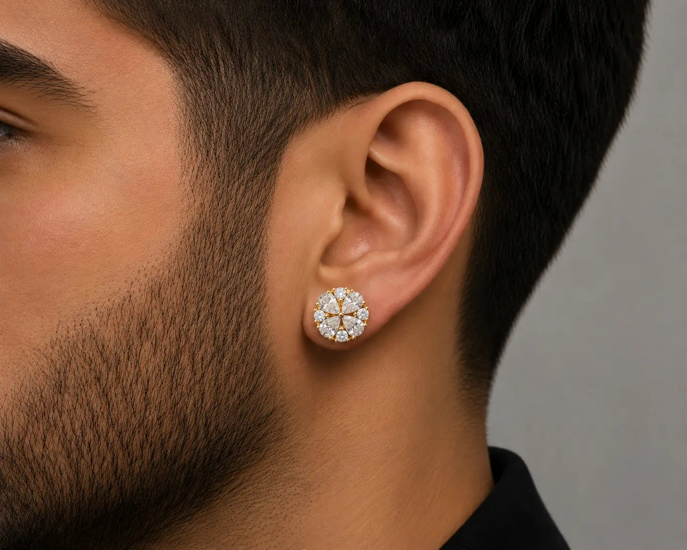 14K YELLOW GOLD PEAR SHAPE & ROUND VVS F+ DIAMOND EARRINGS Angelica Jewellers