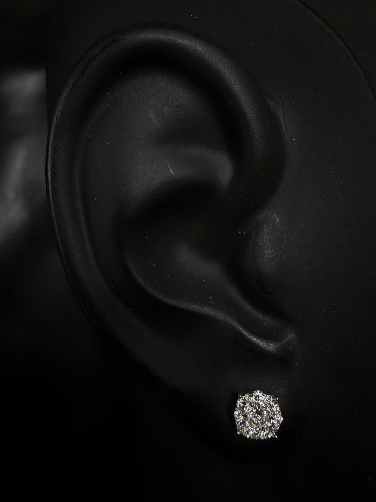 14K WHITE GOLD DIAMOND EARRINGS 6 MM