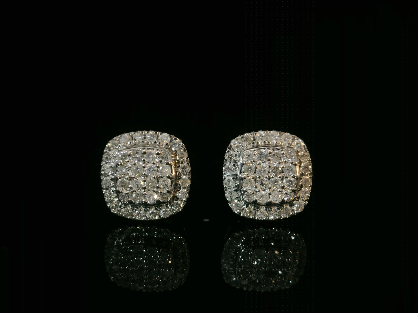BOUCLES D'OREILLES EN OR BLANC 10K ET DIAMANTS 7,5MM