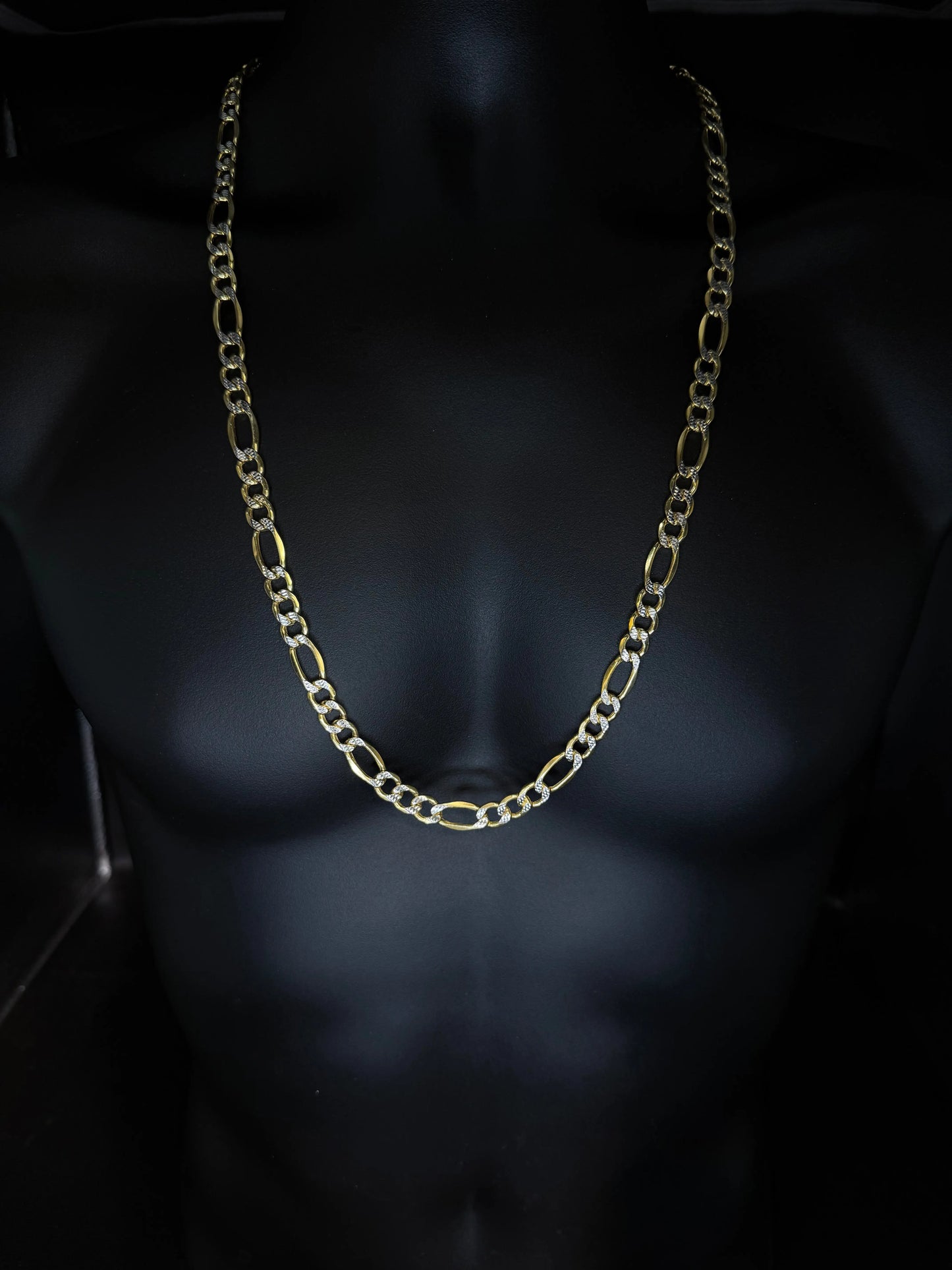 10K YELLOW GOLD DIAMOND CUT FIGARO CHAIN 9mm Angelica Jewellers