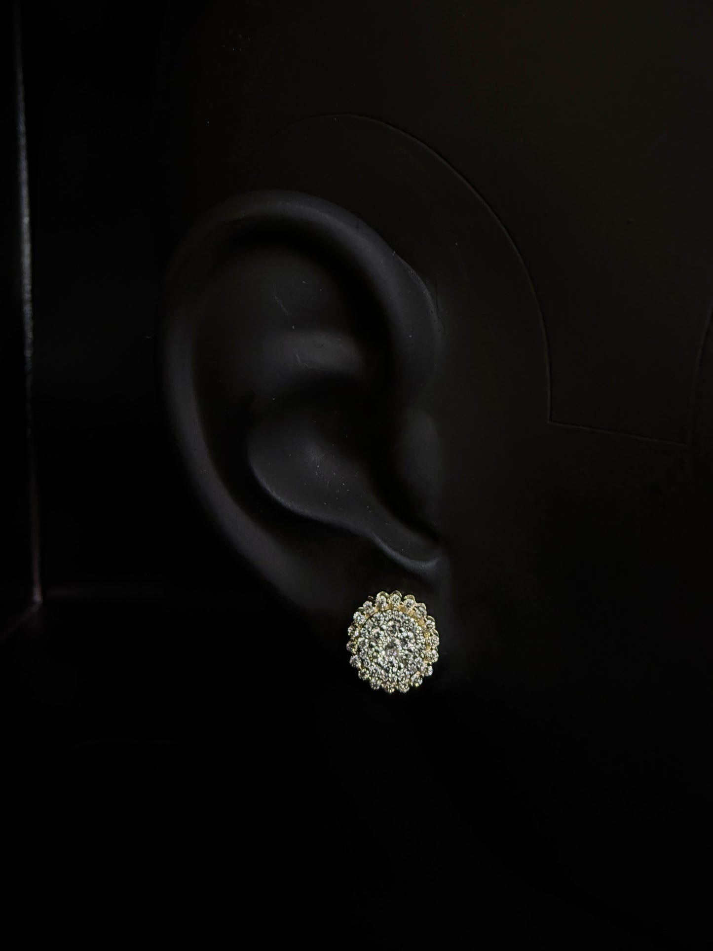 10K YELLOW GOLD DIAMOND EARRINGS