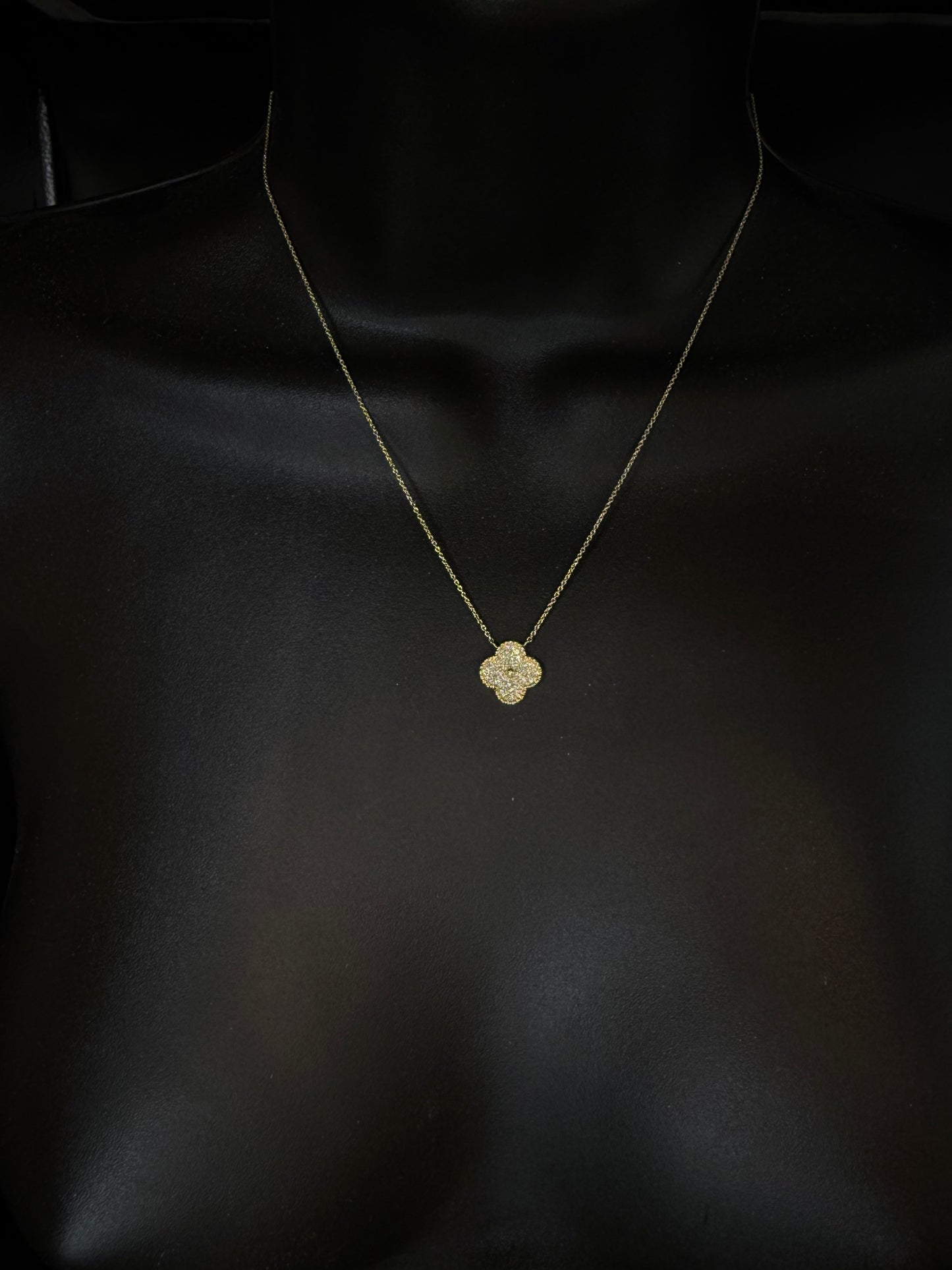 14K YELLOW GOLD DIAMOND CLOVER NECKLACE