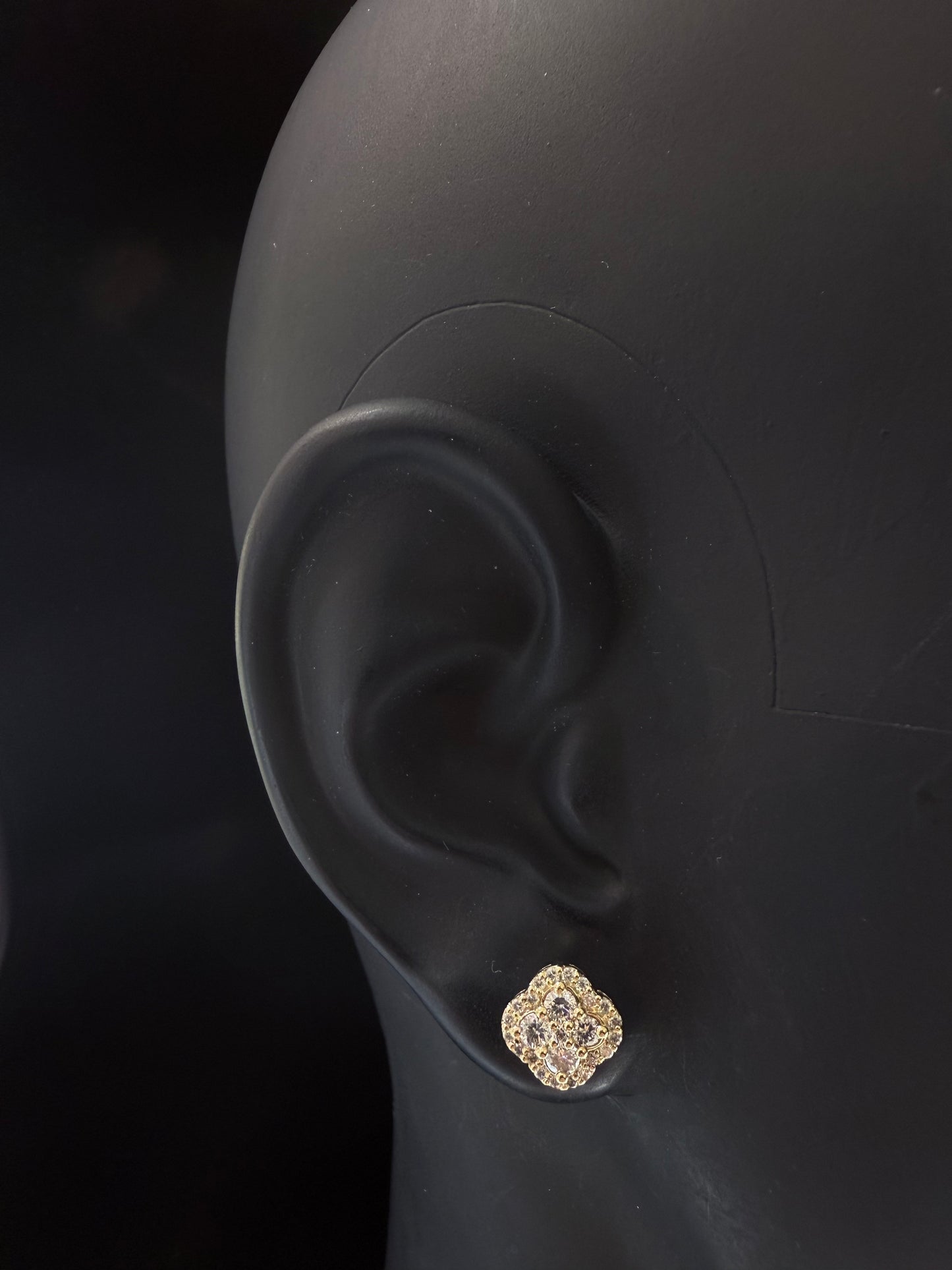 14K WHITE GOLD DIAMOND EARRINGS