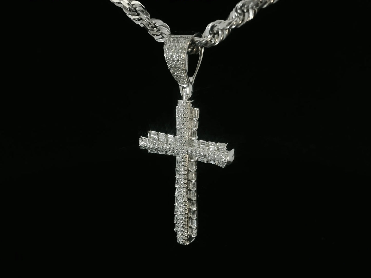 10K WHITE GOLD DIAMOND CROSS PENDANT Angelica Jewellers