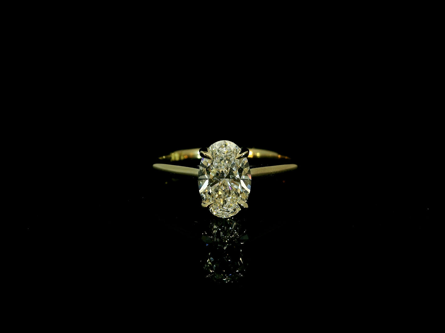 18K YELLOW GOLD LAB DIAMOND OVAL CUT ENGAGEMENT RING 1.31CT