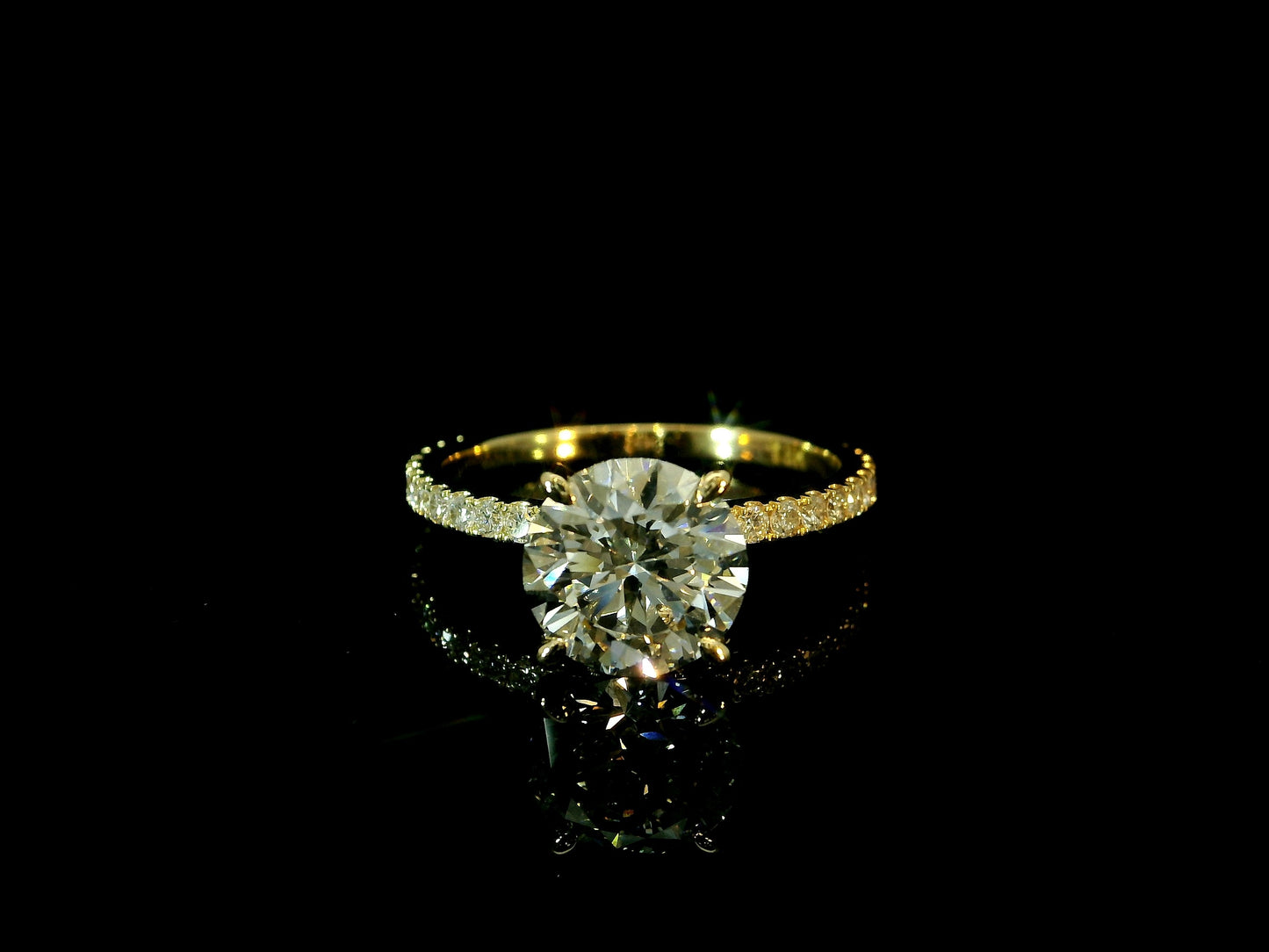 18K YELLOW GOLD LAB ROUND CUT ENGAGEMENT RING 2.52CT