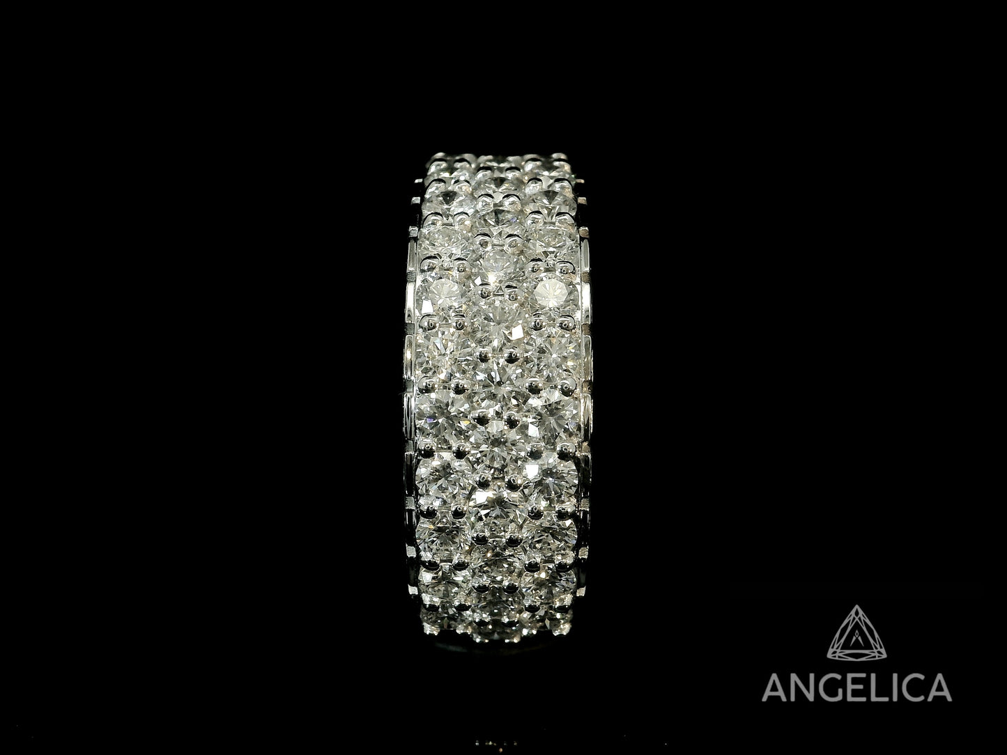 10K WHITE GOLD BAND 4.90CT OF DIAMONDS IN VVS F+