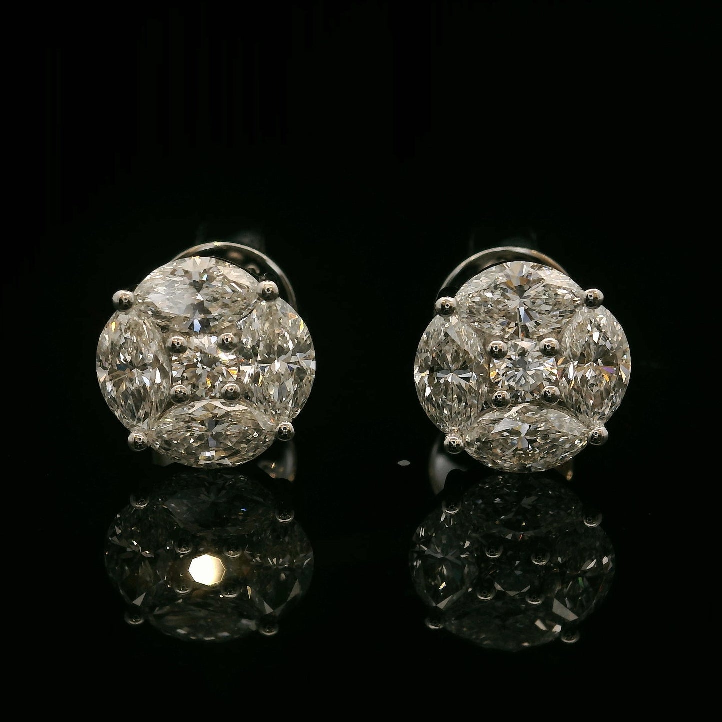 PENDIENTES DE ORO BLANCO DE 14 K CON DIAMANTES MARQUESES Y REDONDOS VVS F+