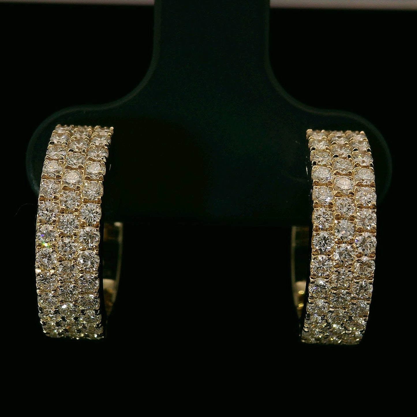 PENDIENTES DE ARO CON DIAMANTES DE 4 MM EN ORO AMARILLO DE 14 K
