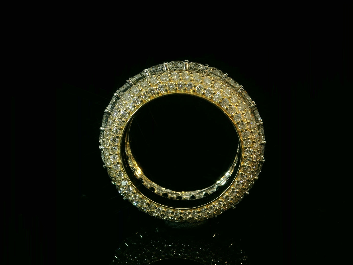 10K YELLOW GOLD BAND 7.15CT OF DIAMONDS IN VVS F+