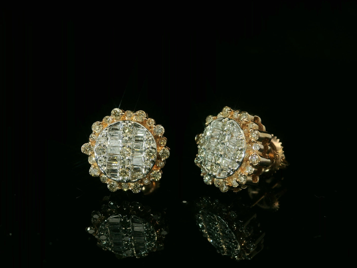 BOUCLES D'OREILLES EN OR ROSE 10K 11 MM AVEC DIAMANTS RONDS ET BAGUETTE