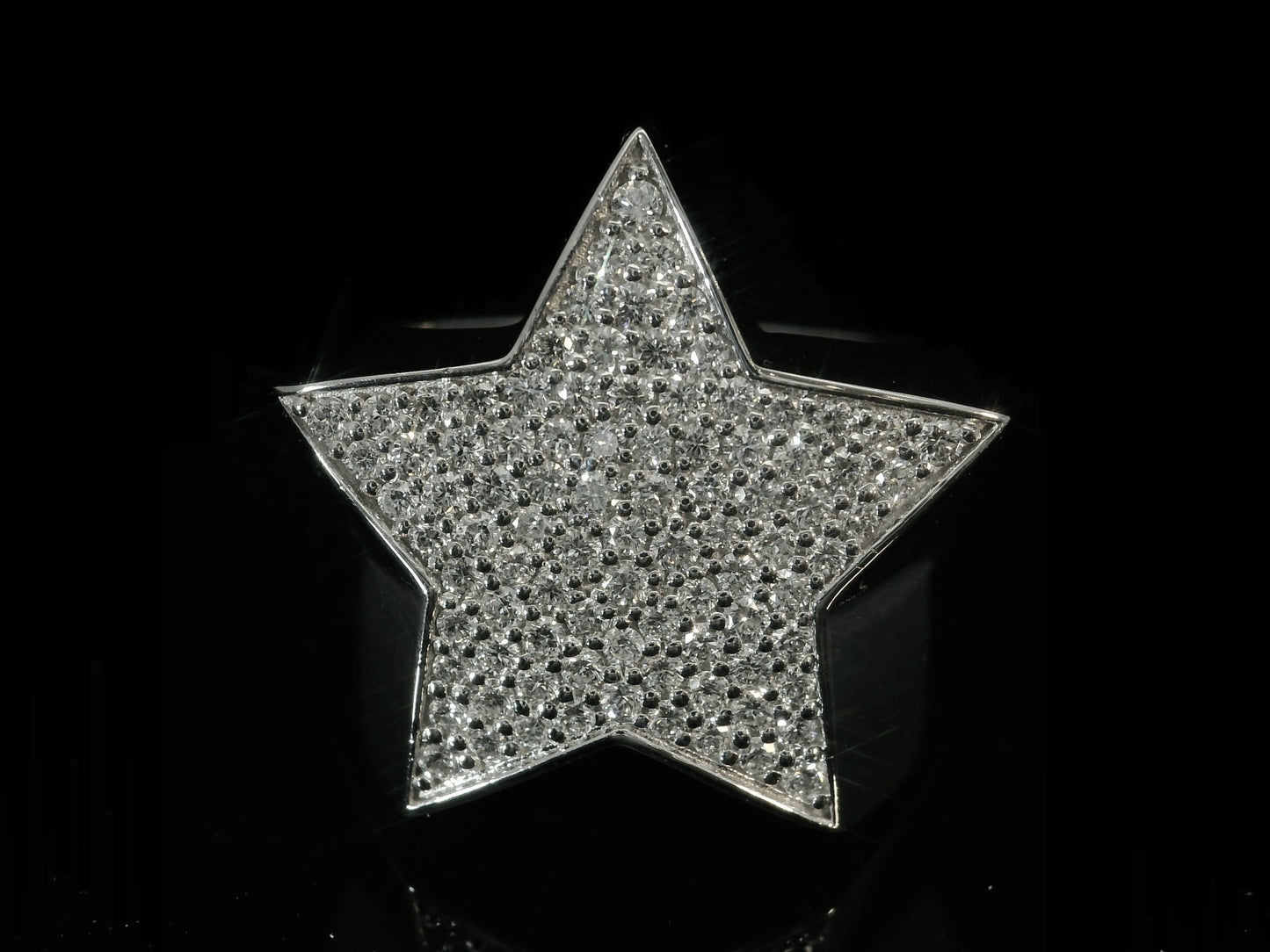 10K WHITE GOLD STAR RING 1.00CT OF DIAMONDS IN VVS F+