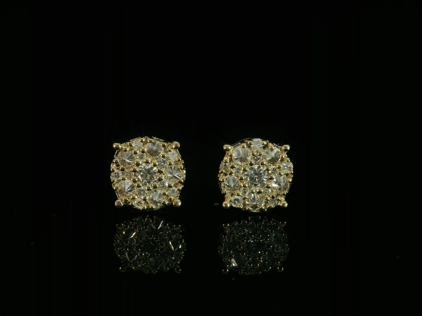 10K YELLOW GOLD ROUND DIAMOND REVERSE SET EARRINGS