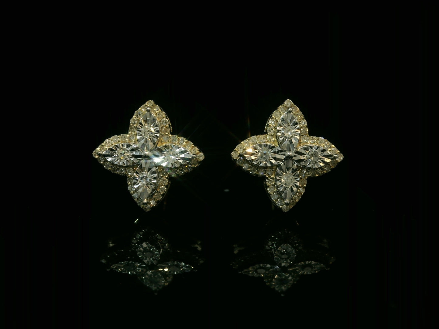 10K YELLOW GOLD DIAMOND EARRINGS