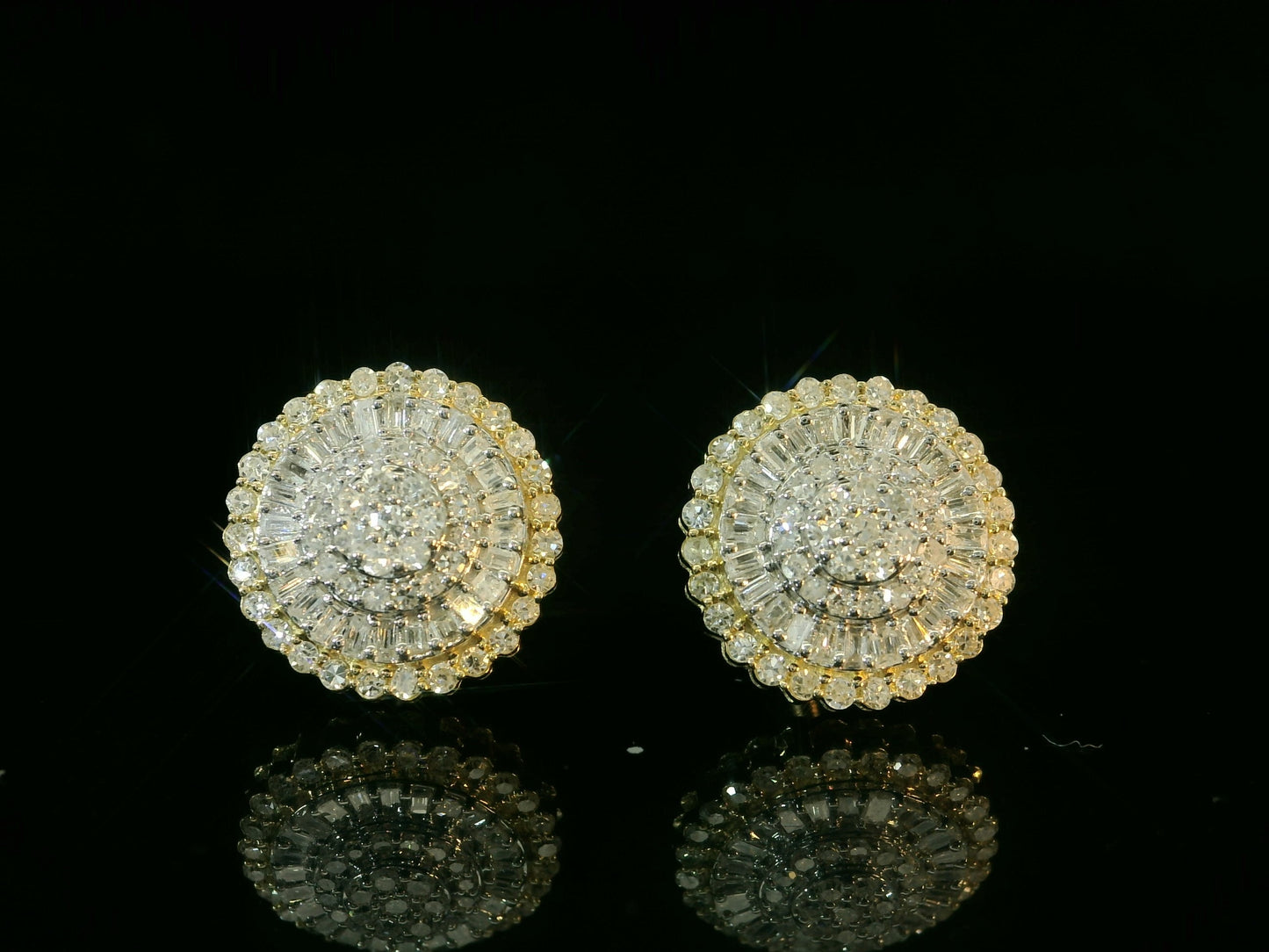 10K YELLOW GOLD BAGUETTE AND ROUND DIAMOND EARRINGS