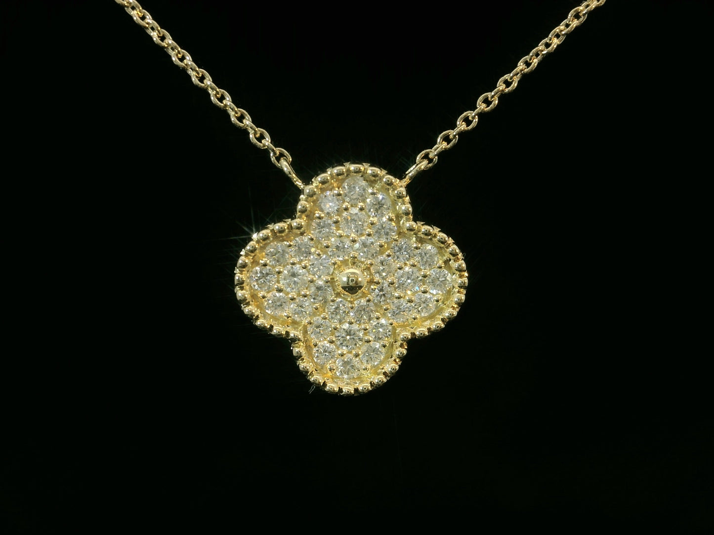 14K YELLOW GOLD DIAMOND CLOVER NECKLACE