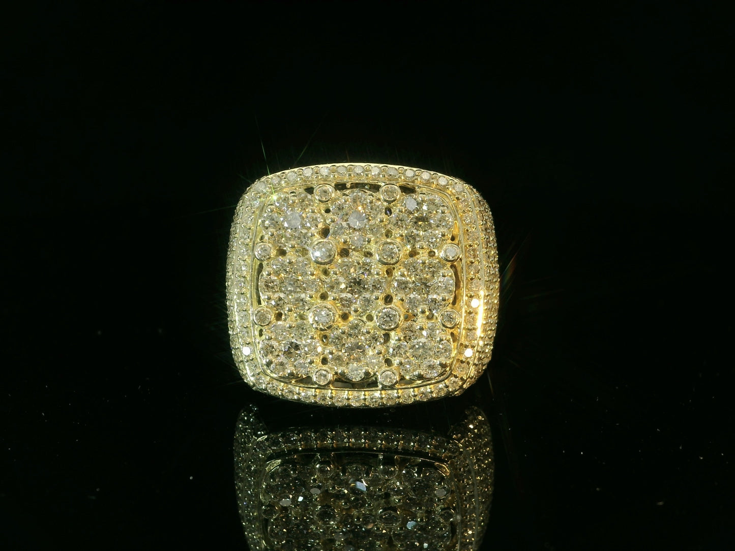10K YELLOW GOLD DIAMOND RING 2.55CT OF DIAMONDS