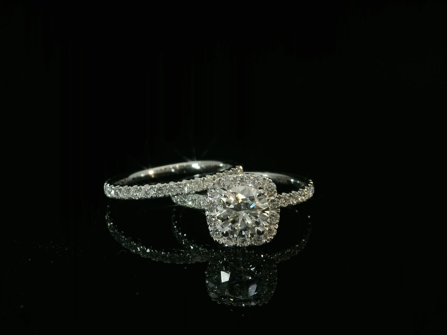 14K WHITE GOLD LAB DIAMOND HALO ROUND CUT ENGAGEMENT RING SET WITH BAND 1.95CT