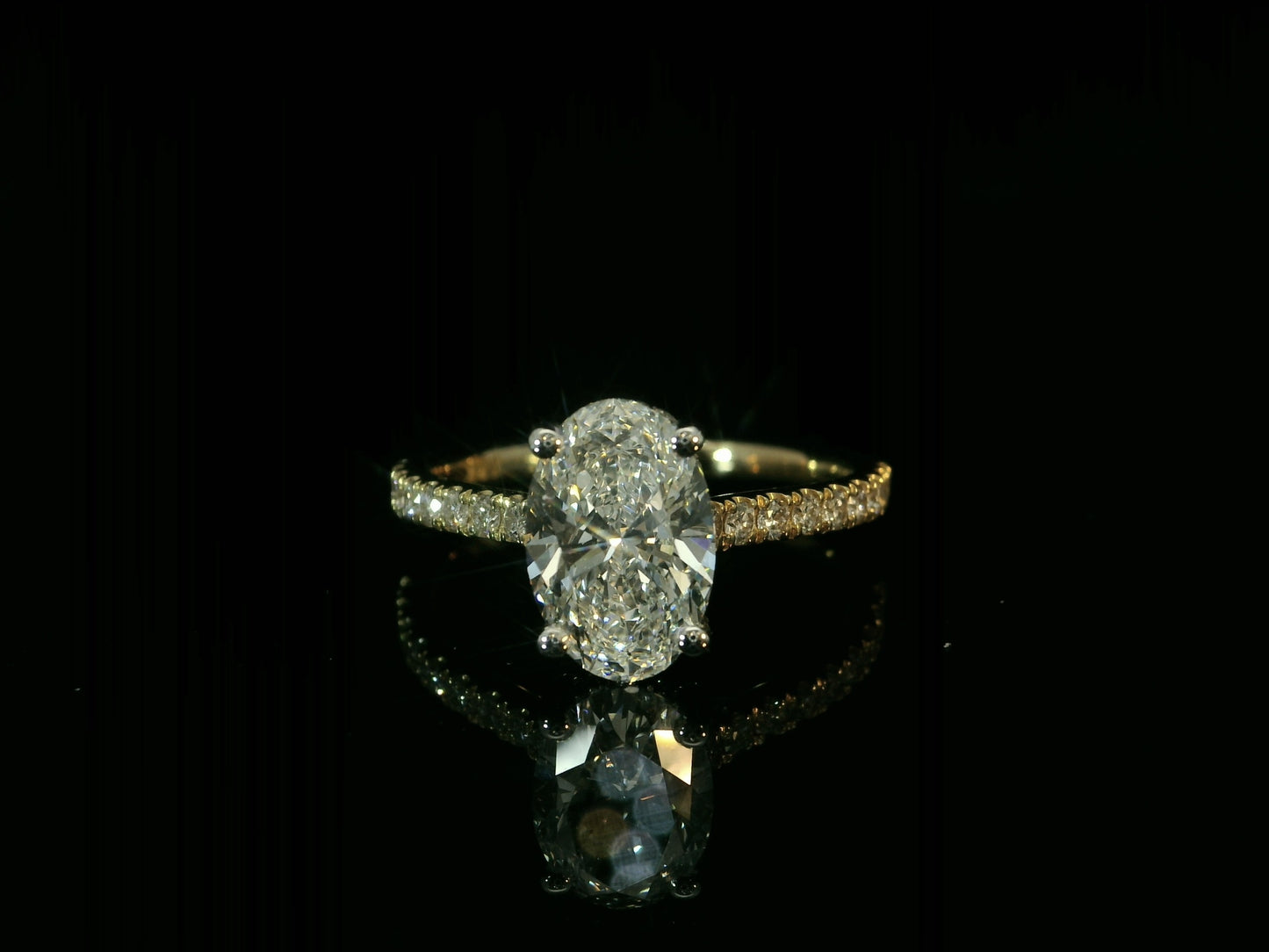 18K YELLOW GOLD LAB DIAMOND OVAL CUT ENGAGEMENT RING 1.85CT