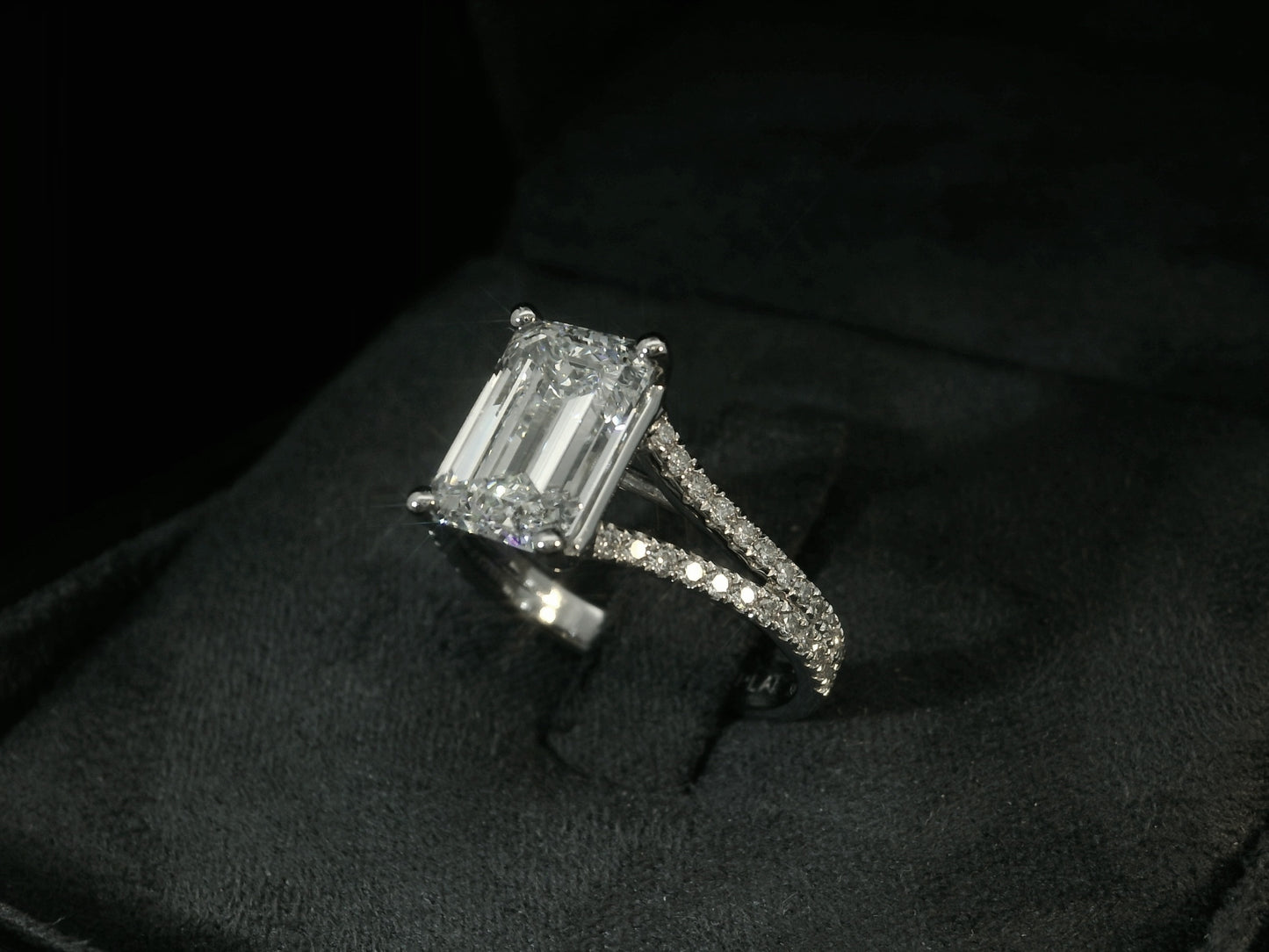 PLATINUM LAB DIAMOND EMERALD CUT ENGAGEMENT RING 3.37CT