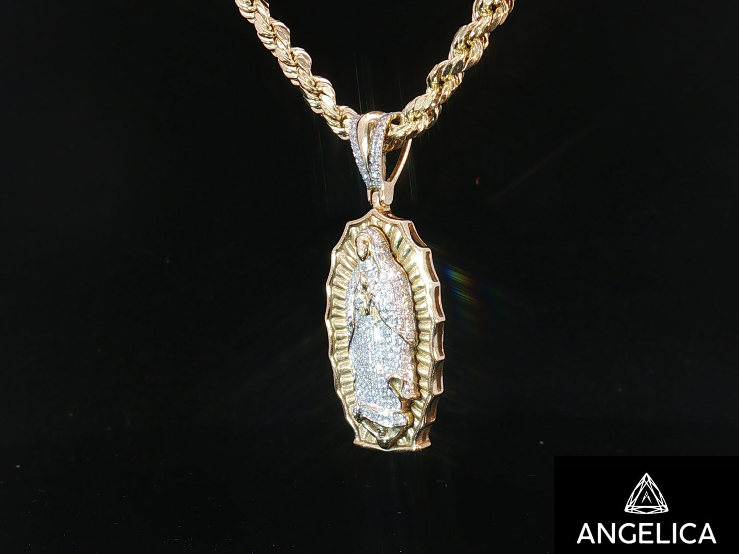 10K YELLOW GOLD DIAMOND PENDANT