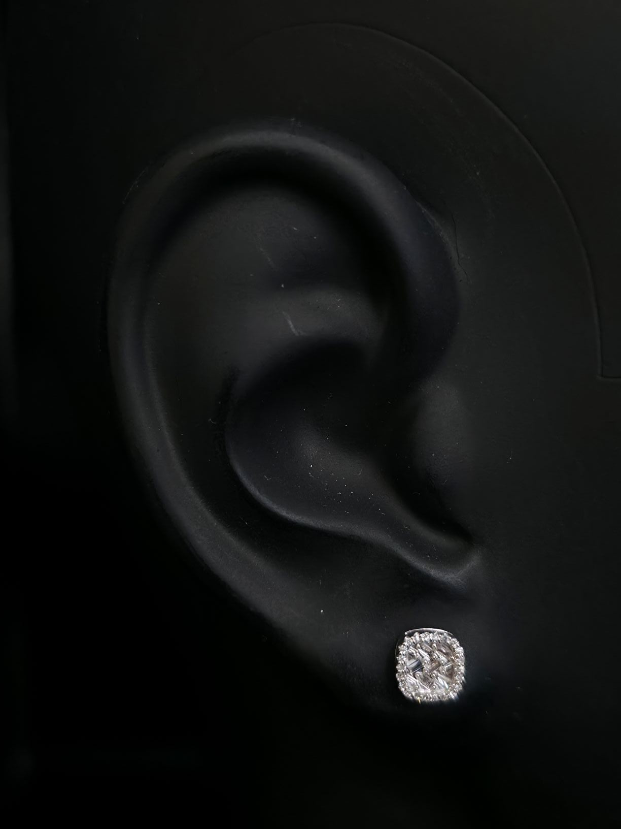 10K WHITE GOLD BAGUETTE AND ROUND DIAMOND EARRINGS