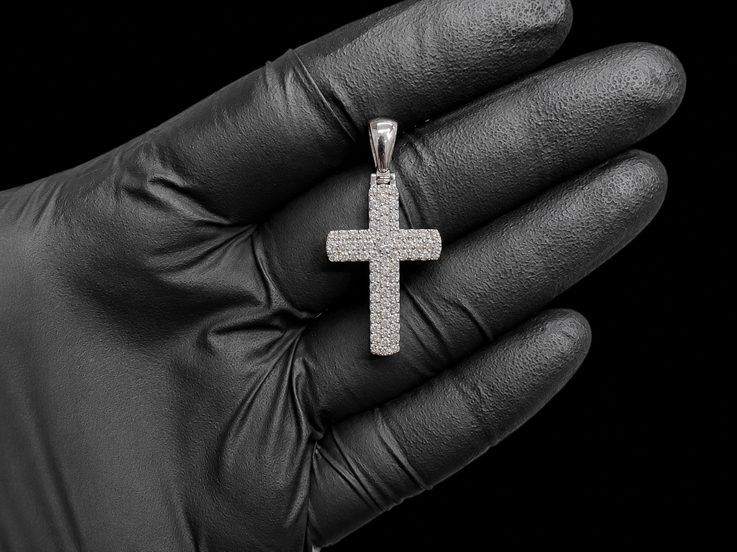 14K White Gold Diamond Cross Pendant Angelica Jewellers