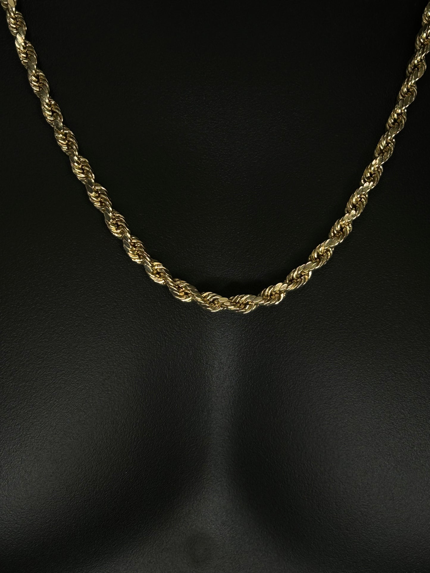 10K YELLOW GOLD ROPE CHAIN 24 INCHES 5.5mm