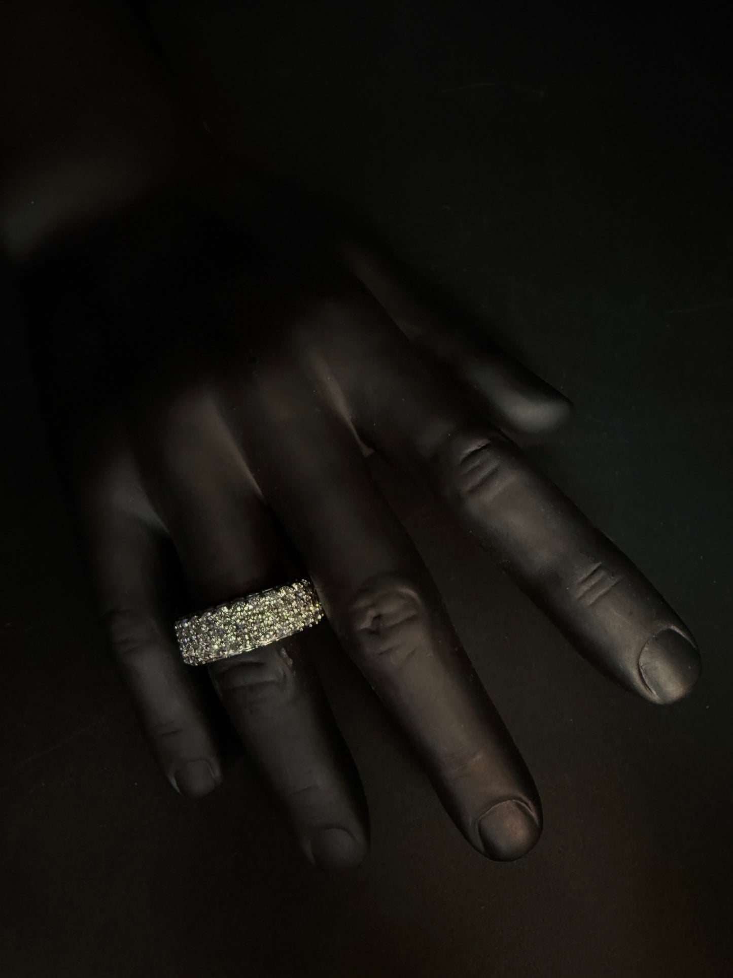 10K WHITE GOLD BAND 5.50CT OF LAB GROWN DIAMONDS IN VVS F+