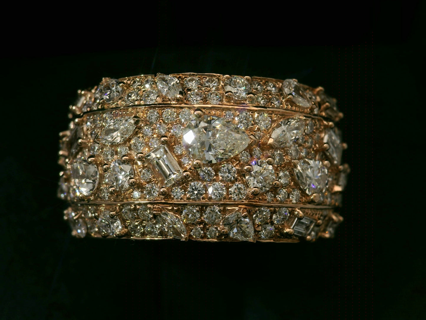 10K ROSE GOLD BAND SET WITH 2.80 CT OF DIAMONDS IN VVS F+