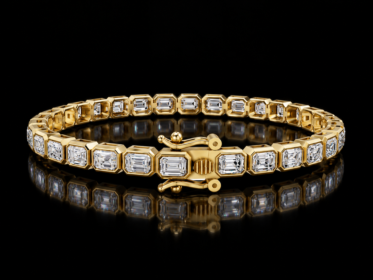 Emerald-cut bezel-set lab-grown diamond tennis bracelet in yellow gold, clasp view