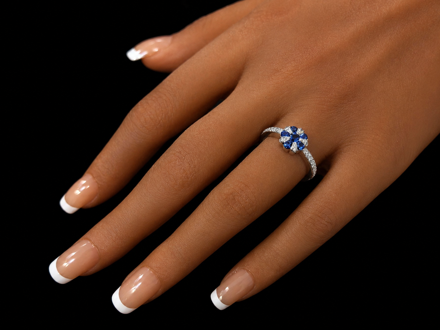18K White Gold Natural Blue Sapphire & Diamond Floral Cocktail Ring