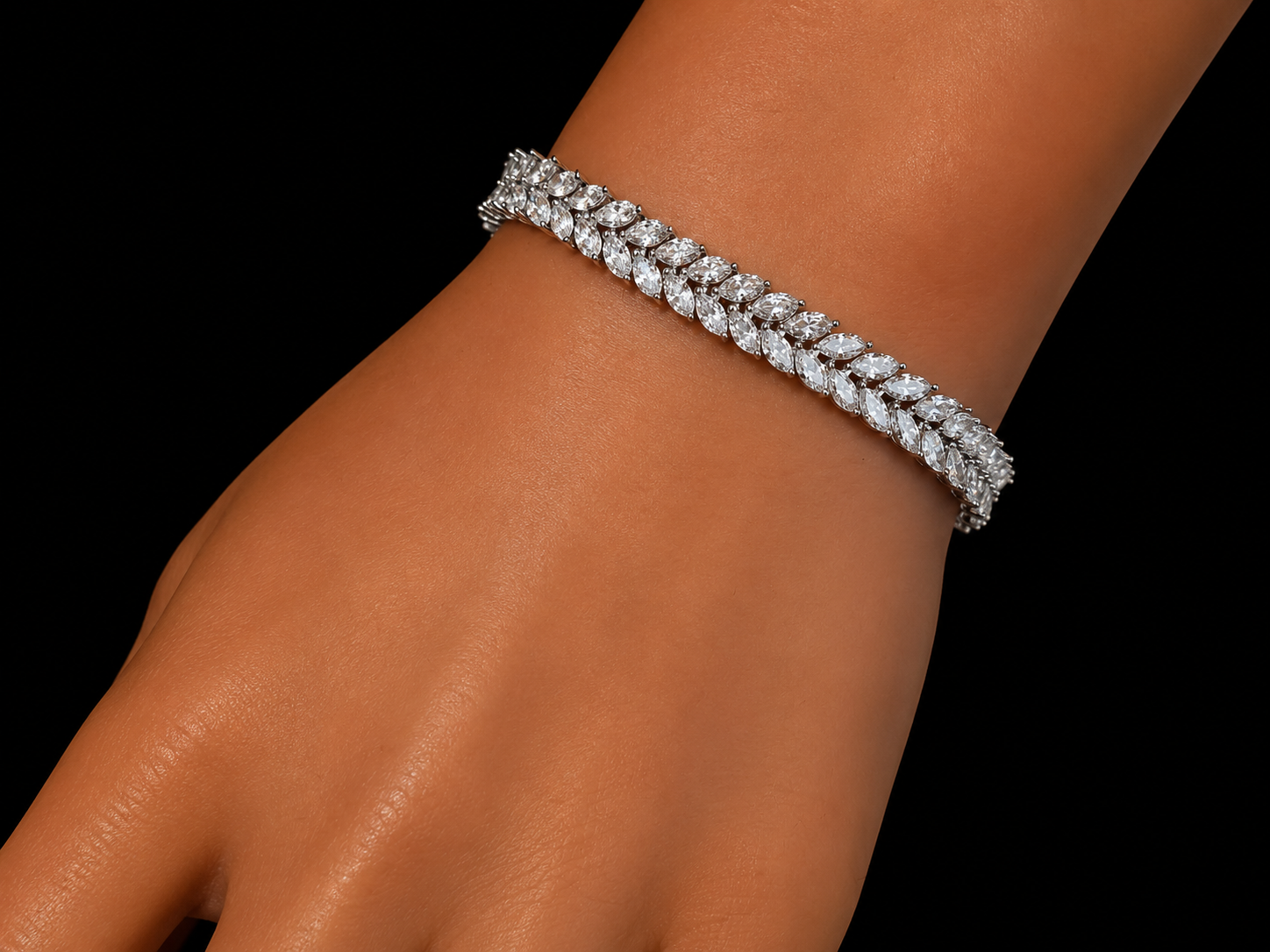 14K White Gold Clover Lab-Grown Diamond Bracelet – 4.03 CT VS–VVS F (Copy) Angelica Jewellers