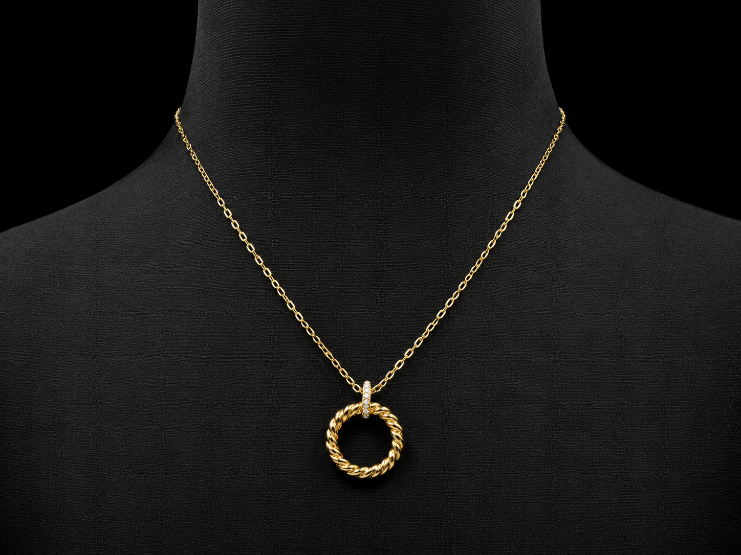 14K Yellow Gold Diamond Rope Circle Necklace – 0.08 CTW Natural Diamonds | SI Clarity, G-H Color Angelica Jewellers