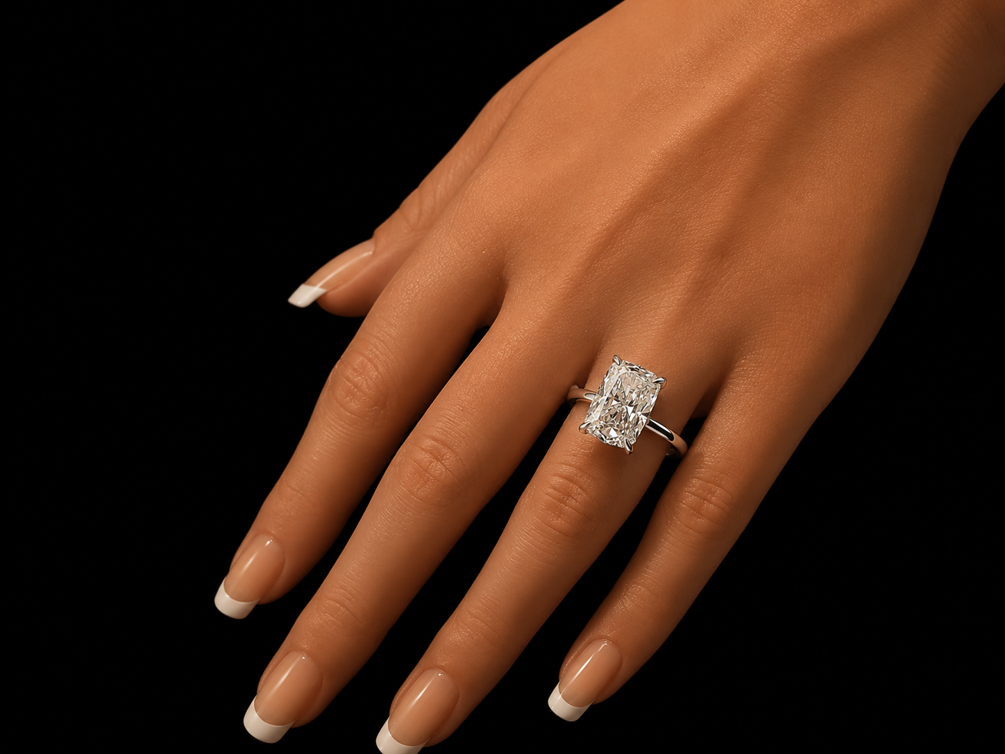 14K White Gold Elongated Cushion Solitaire Engagement Ring – 4.88 CT E VS1 IGI Certified Lab-Grown Diamond with Hidden Chevron Halo Angelica Jewellers