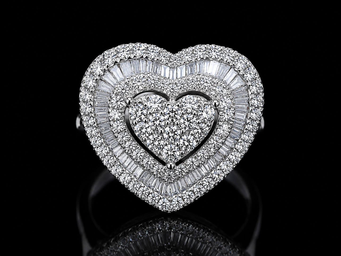 18K White Gold Heart Diamond Ring