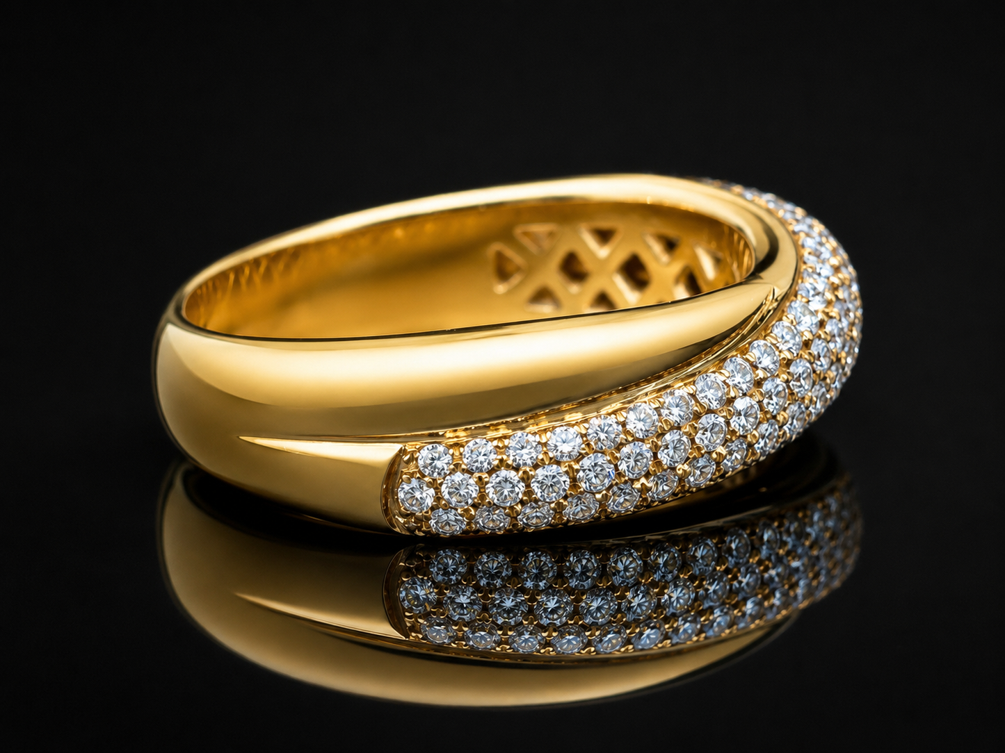 18K Yellow Gold Curved Pavé Diamond Band