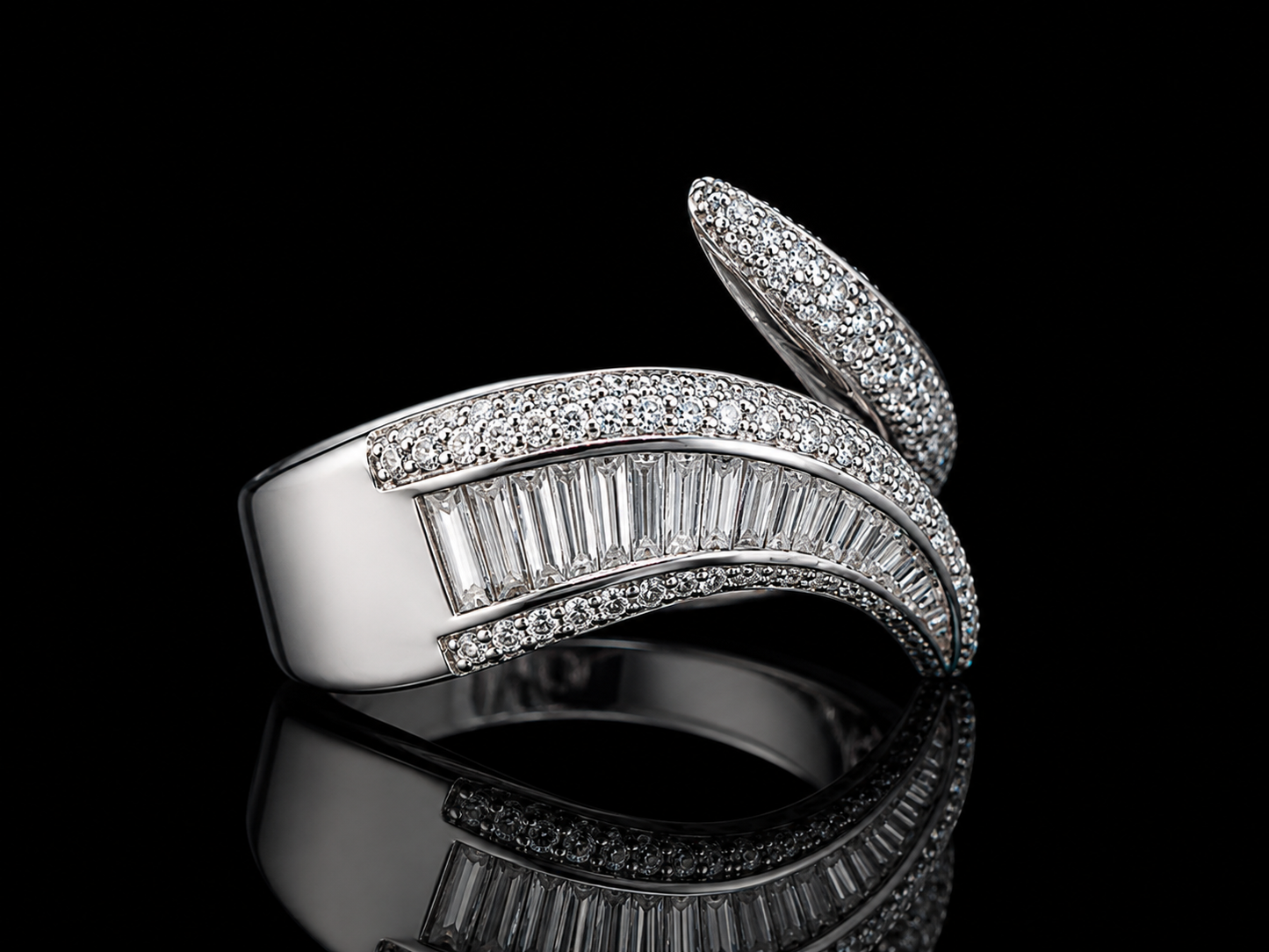 18K White Gold Natural Diamond Wave Ring