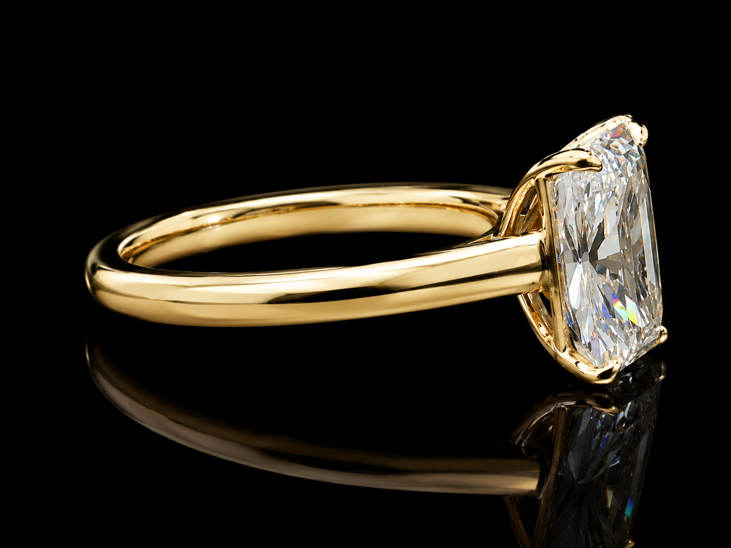 14K White Gold Split Shank Asscher-Cut Diamond Engagement Ring – 2.52 CT E VVS2 IGI Certified (Copy) Angelica Jewellers