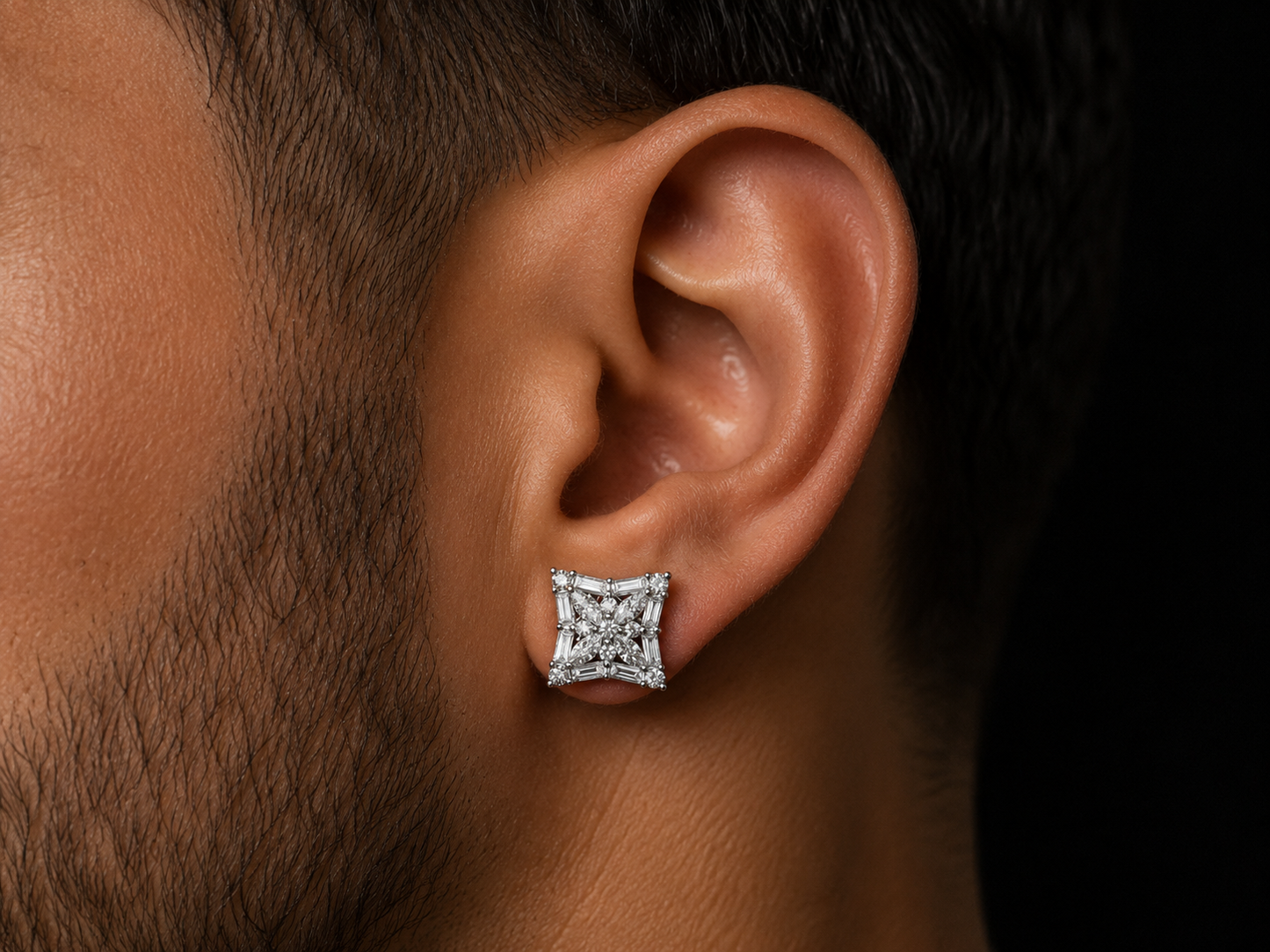 14K WHITE GOLD MARQUISE, ROUND AND BAGUETTE  VVS F+ DIAMOND Angelica Jewellers