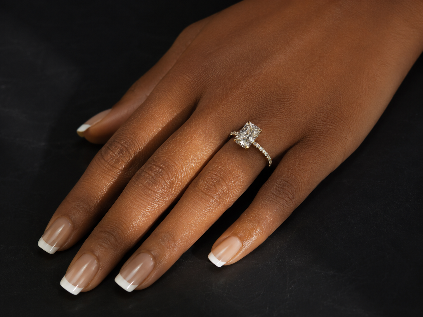 4.68 CT IGI Certified E VS1 Lab-Grown Diamond Engagement Ring with 0.21 CT Hidden Chevron Halo (Copy) Angelica Jewellers