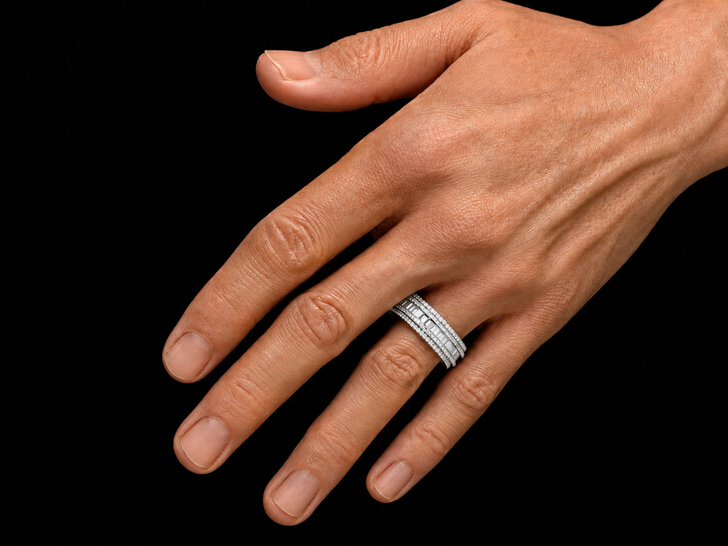 Gold or Platinum Diamond Band with Round Brilliant & Baguette Diamonds – 2.93 Carats