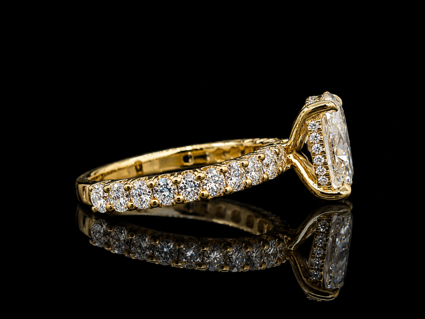 2.53 CT Oval Diamond Engagement Ring in Gold – IGI Certified E VVS2 with Oval Diamond Band