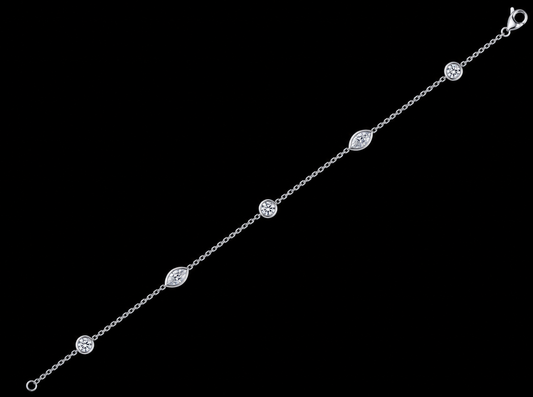 BRACELET EN OR JAUNE 14K AVEC 5 TRÈFLES DE DIAMANTS