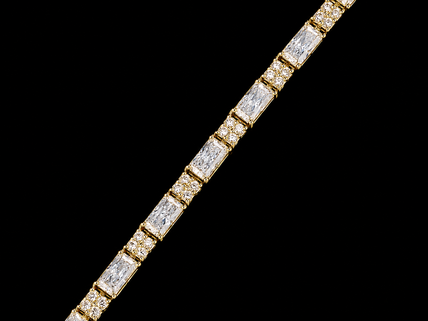 BRACELET EN OR JAUNE 14K AVEC 5 TRÈFLES DE DIAMANTS